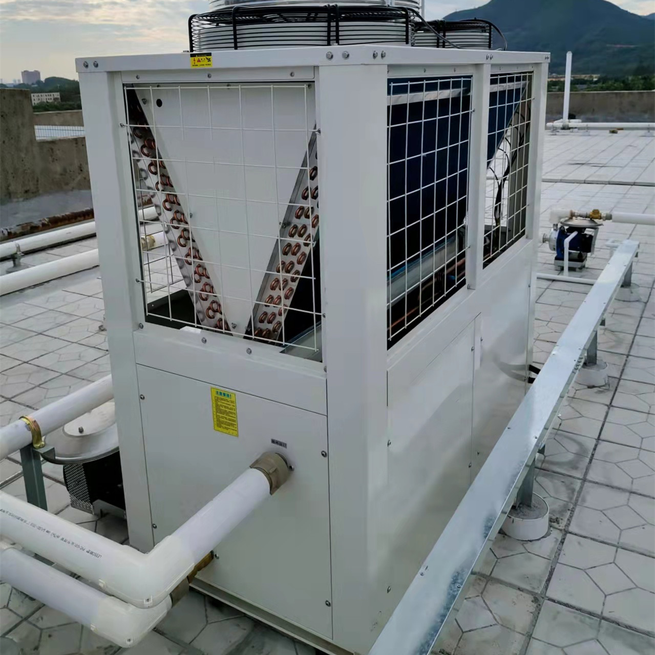 循环式空气能低温热泵热水器XJL-200H
